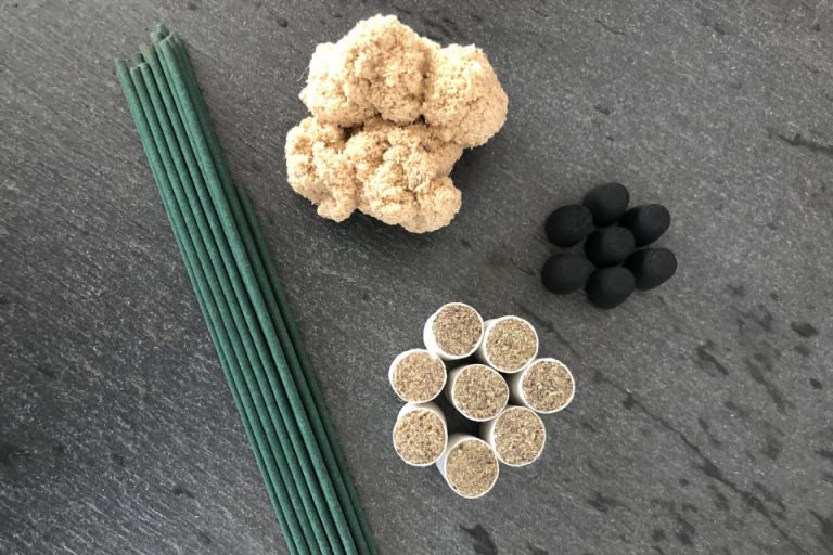 The components and ingredients used in Moxibustion therapy